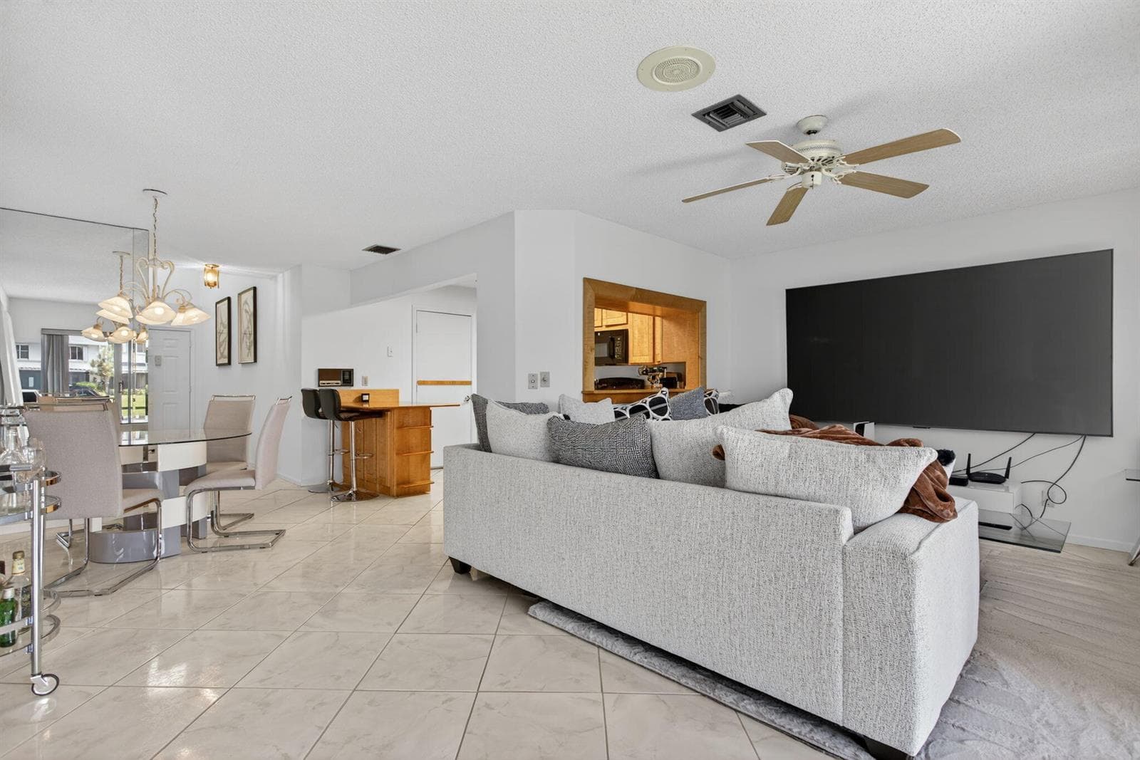 2274 Discovery Circle W # 2274, Deerfield Beach, FL 33442 photo 5