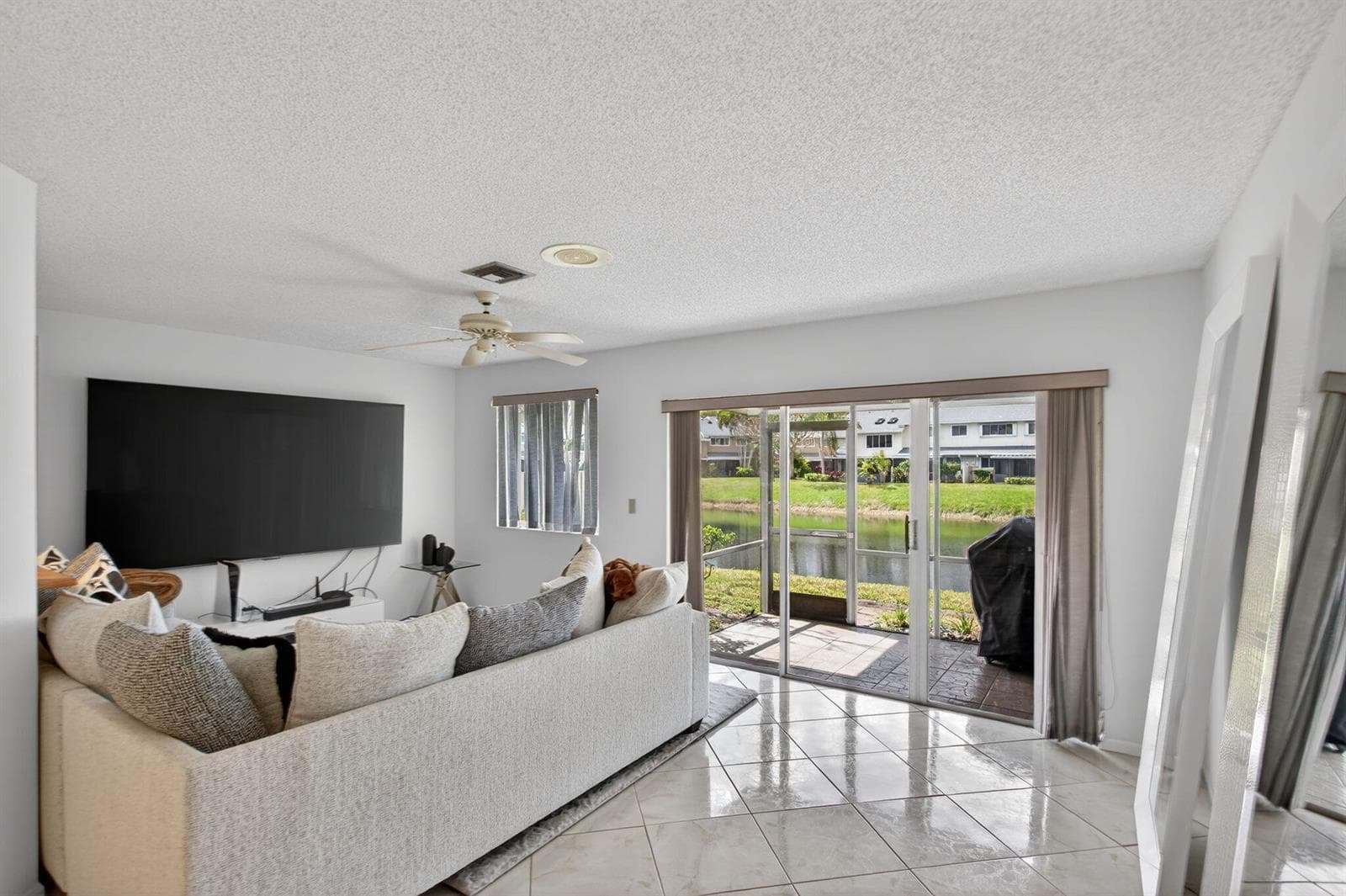 2274 Discovery Circle W # 2274, Deerfield Beach, FL 33442 photo 4