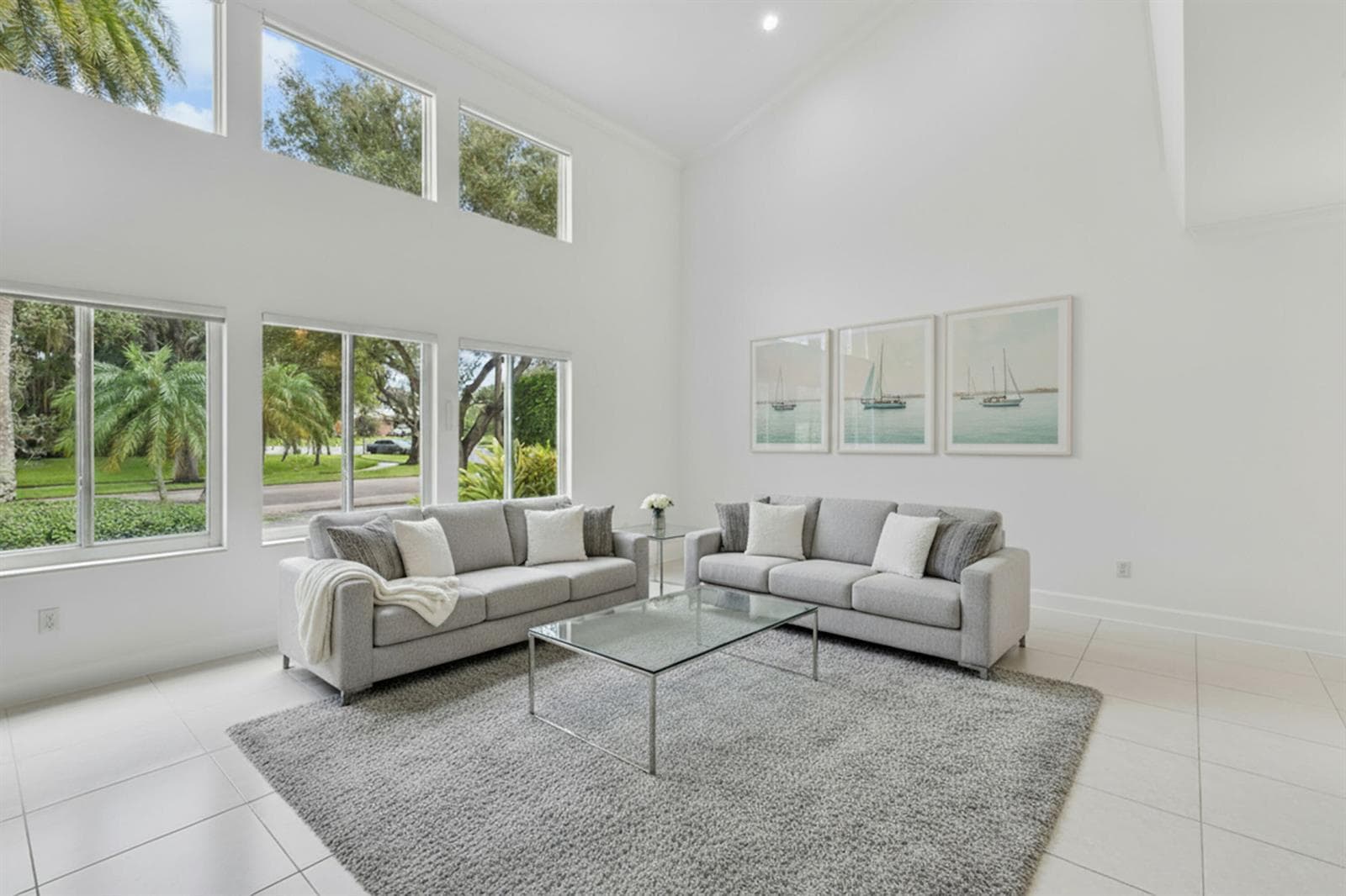 2801 Embassy Drive, West Palm Beach, FL 33401 photo 2