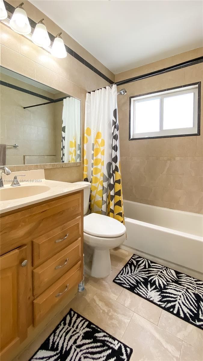 7106 NW 73rd Avenue, Tamarac, FL 33321 photo 4