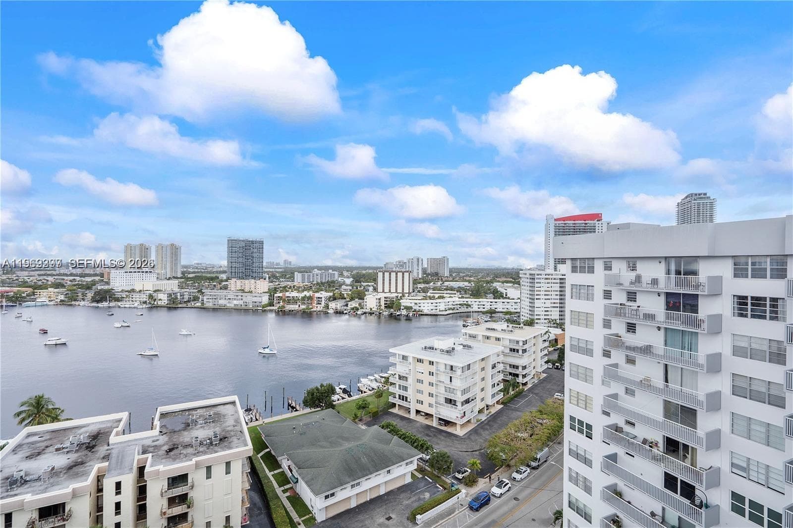 137 Golden Isles Dr # 1609, Hallandale Beach, FL 33009