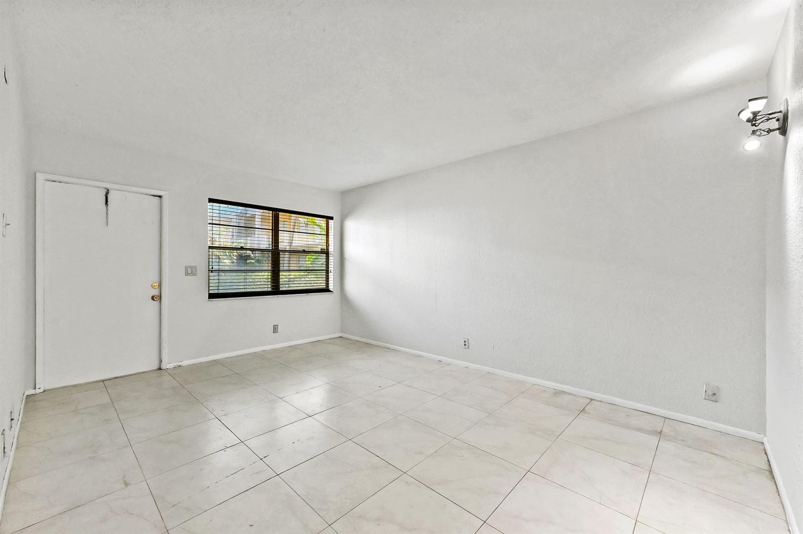 240 Croton Avenue # 102, Lantana, FL 33462 photo 5