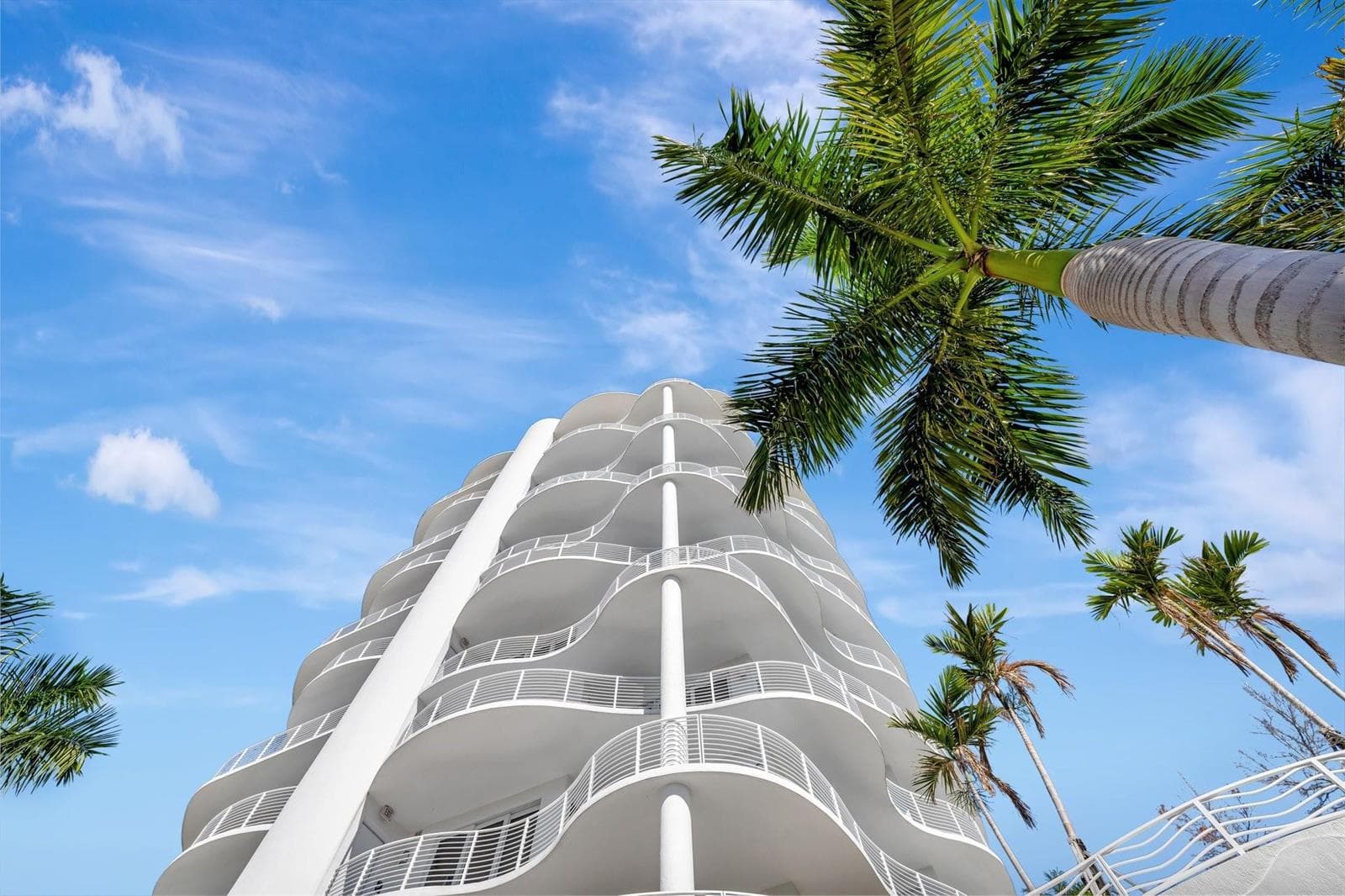612 Bayshore Drive # 301, Fort Lauderdale, FL 33304 photo 2