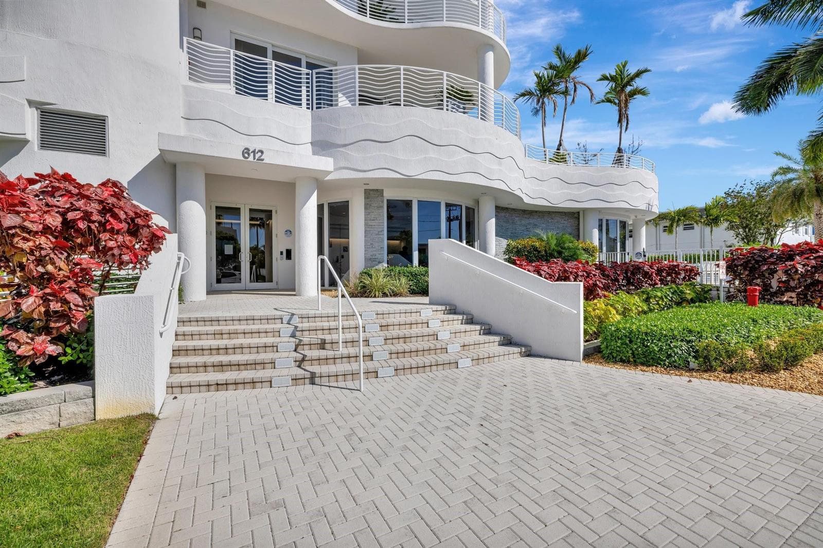 612 Bayshore Drive # 301, Fort Lauderdale, FL 33304 photo 3