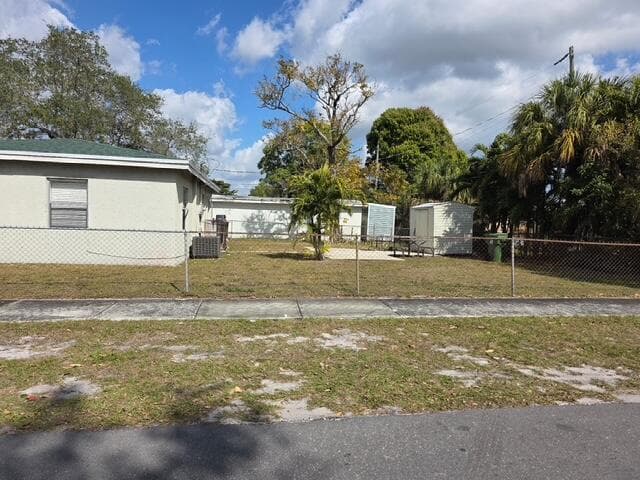 400 NW 18th Avenue, Fort Lauderdale, FL 33311 photo 3