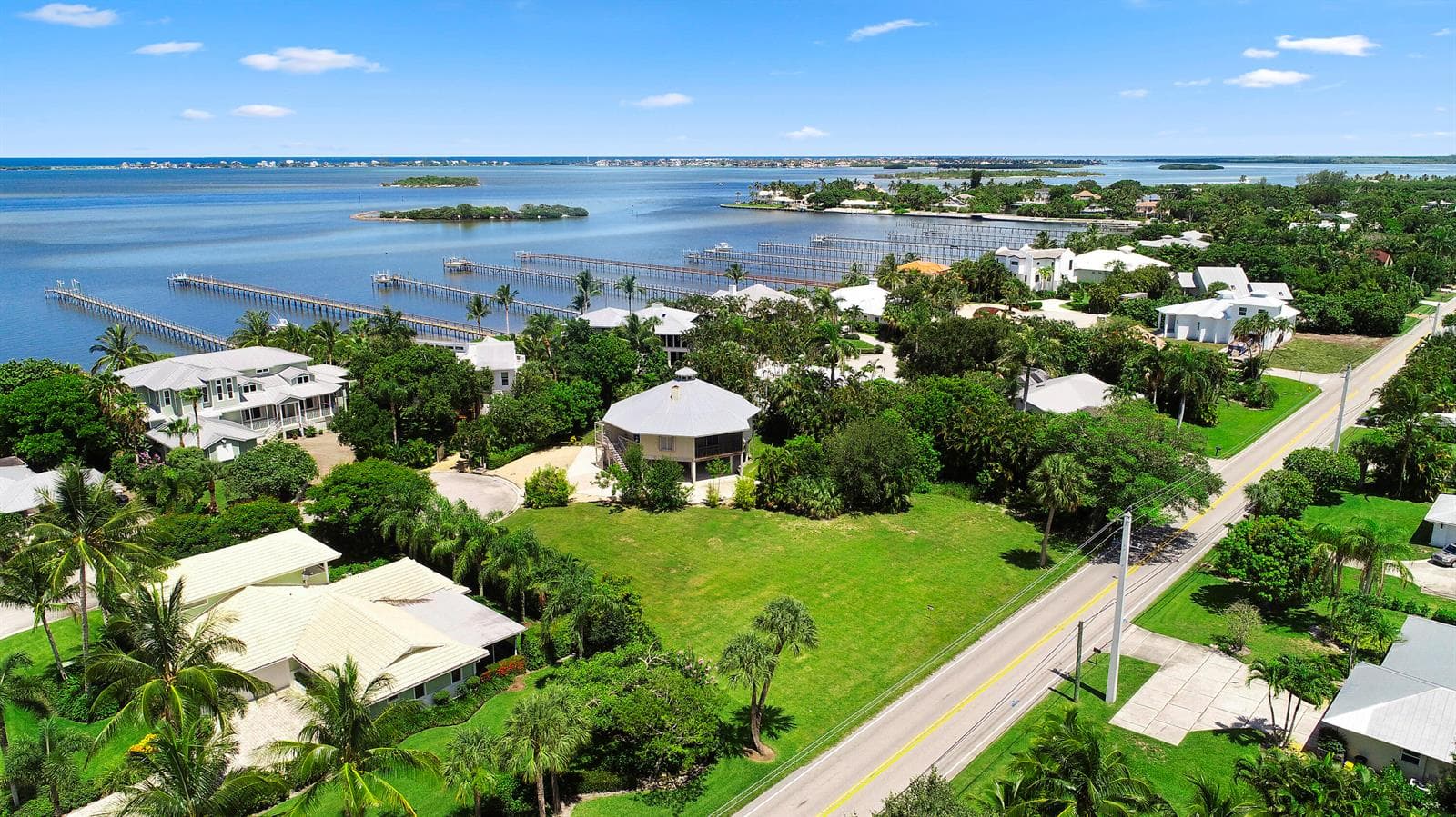 18 Cranes Nest, Sewalls Point, FL 34996 photo 2