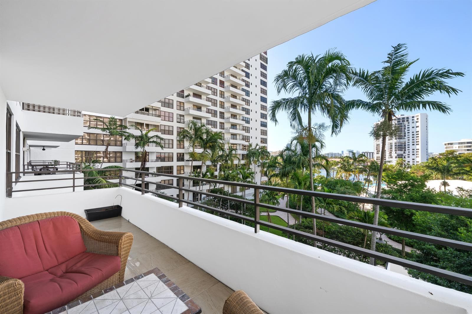 2500 Parkview Drive # 615, Hallandale Beach, FL 33009 photo 3