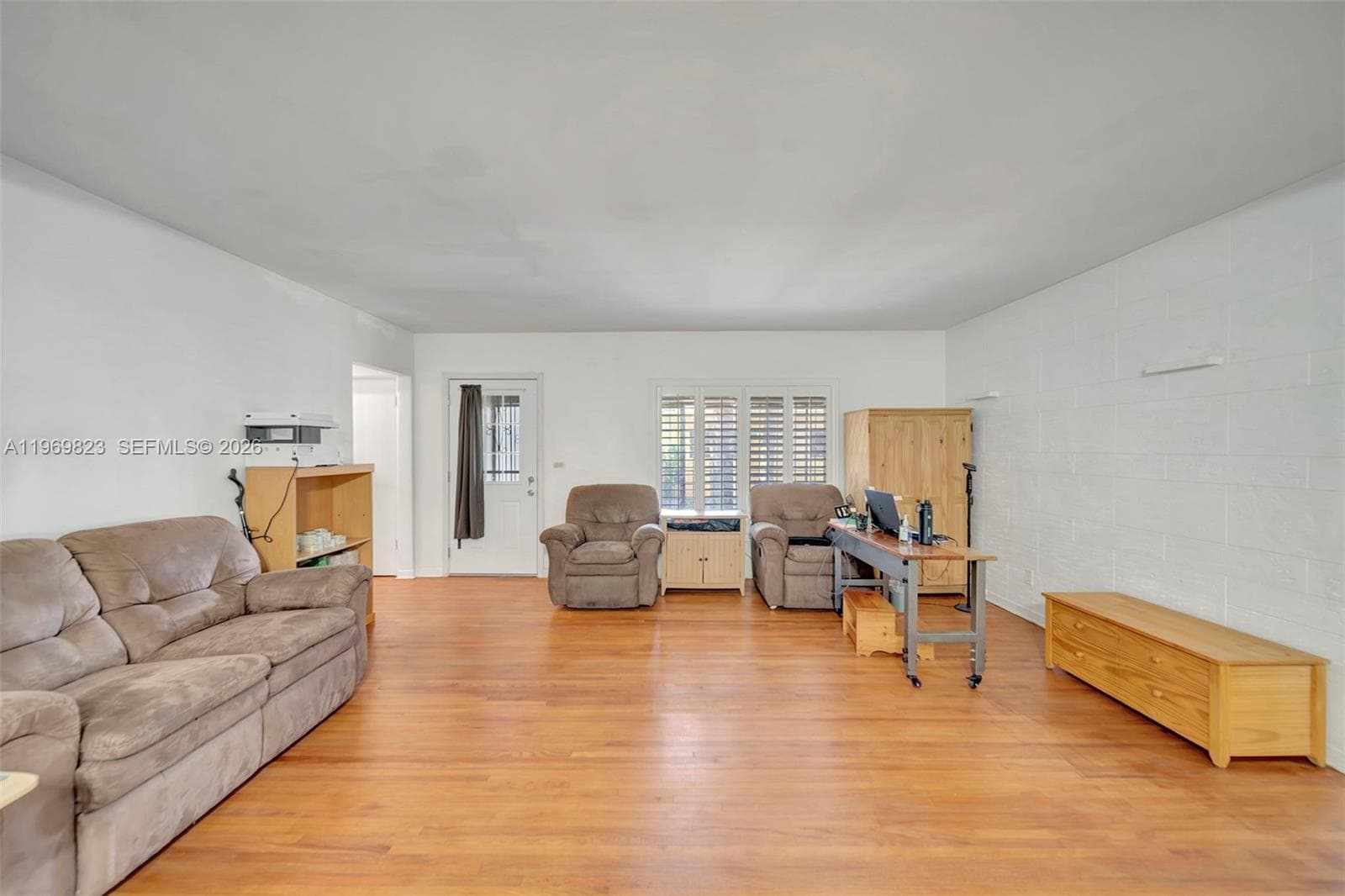 890 NE 138th St, North Miami, FL 33161 photo 5