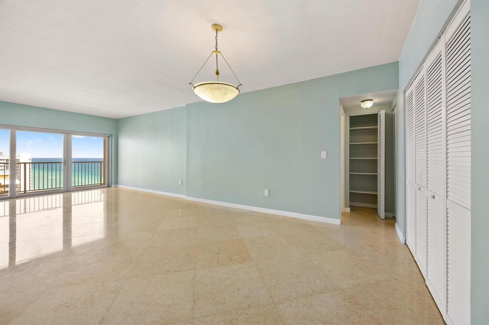1950 S Ocean Drive # PHB, Hallandale Beach, FL 33009 photo 2