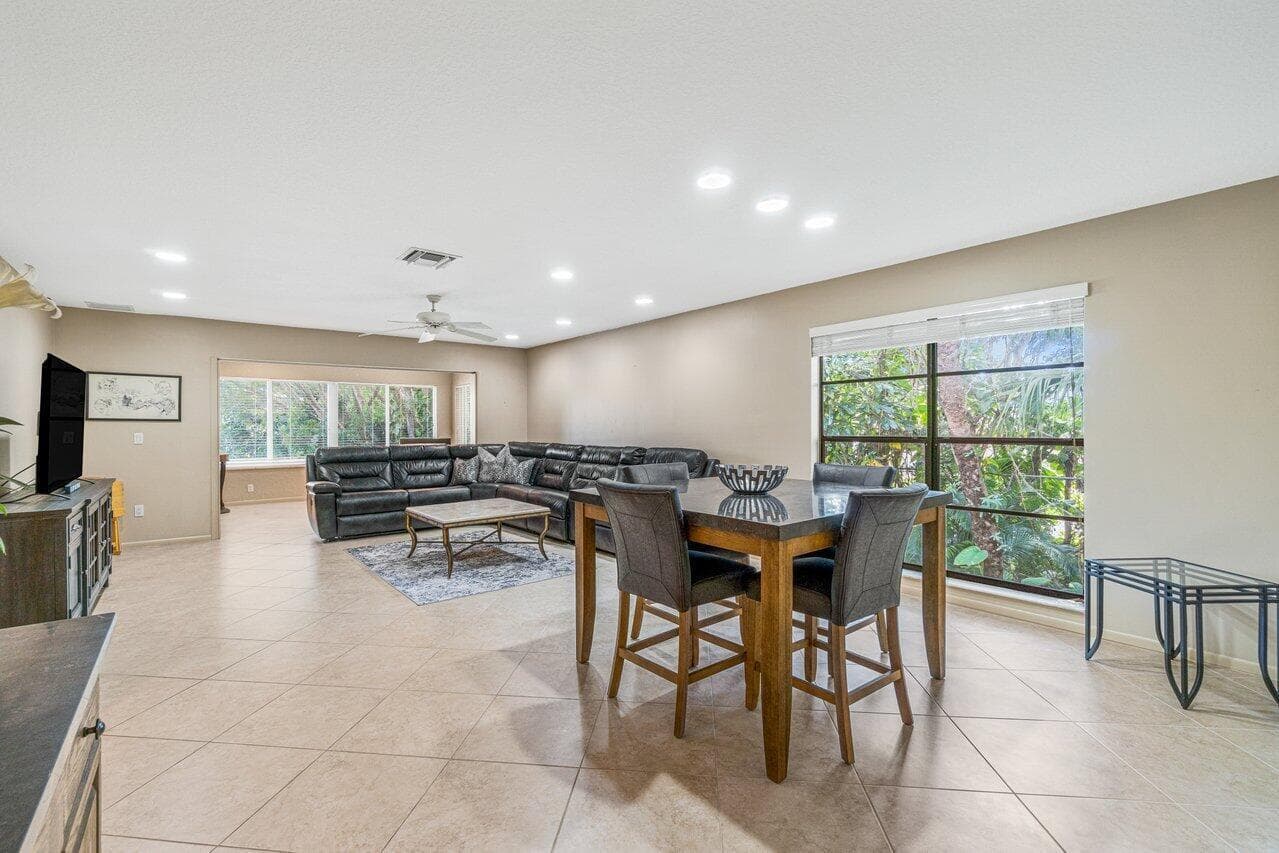 22 Westgate Lane # 22h, Boynton Beach, FL 33436 photo 2