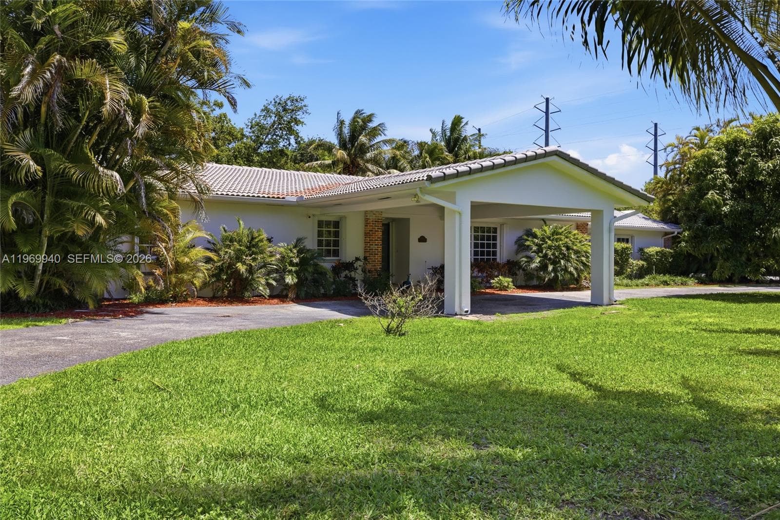 14721 SW 67th Ave, Coral Gables, FL 33158 photo 2