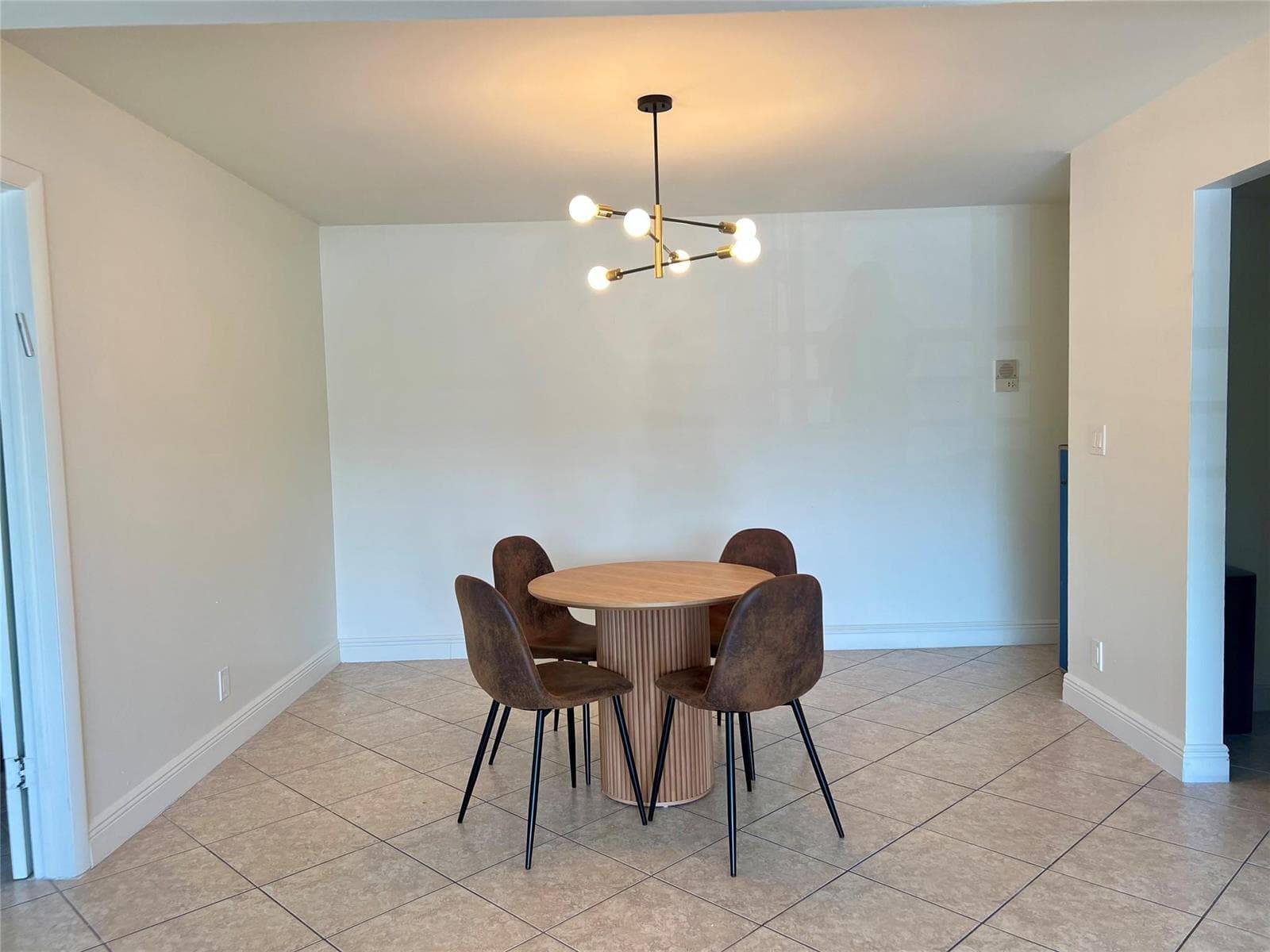 4000 N Hills Drive # 28, Hollywood, FL 33021 photo 4