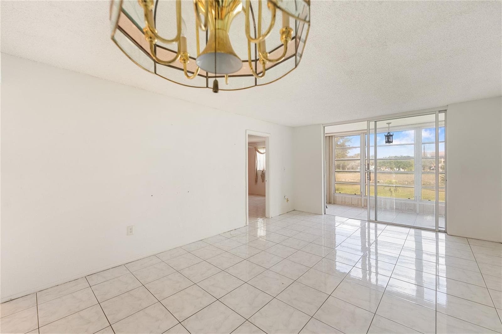 8081 N Sunrise Lakes Drive # 203, Sunrise, FL 33322 photo 3