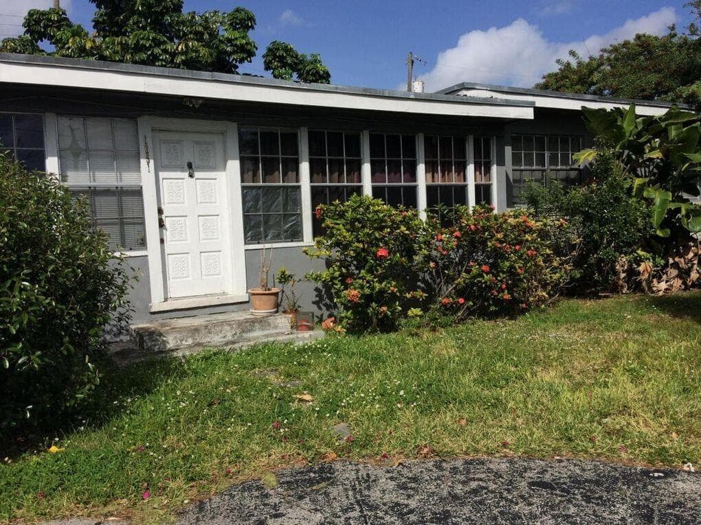 1351 NE 159th Street, North Miami Beach, FL 33162 photo 2
