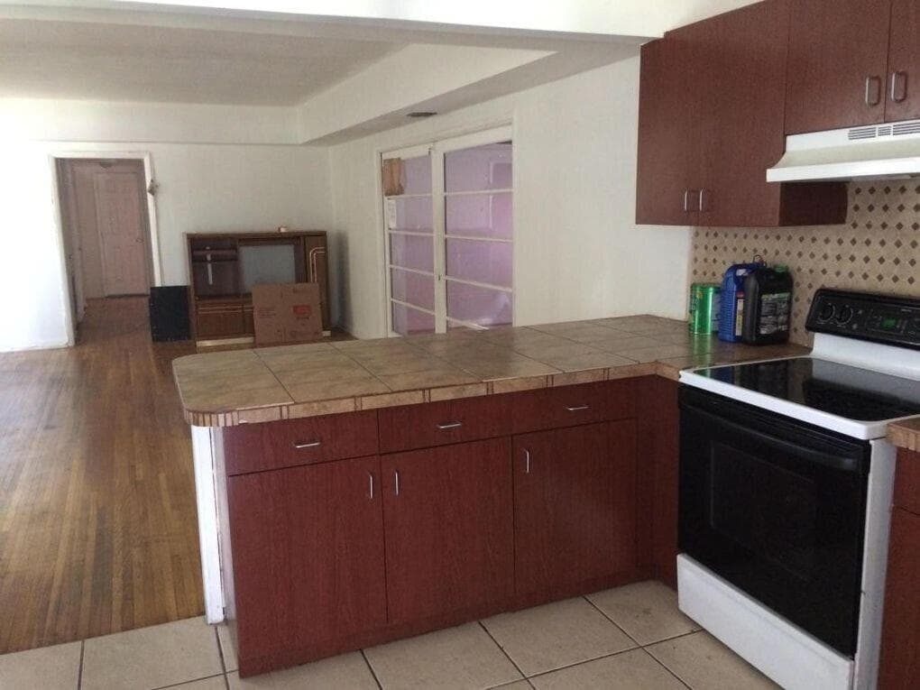 1351 NE 159th Street, North Miami Beach, FL 33162 photo 4