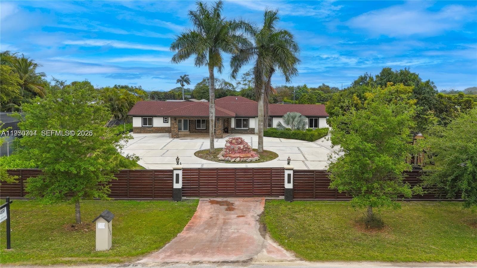 19390 SW 312th St, Homestead, FL 33030 photo 4