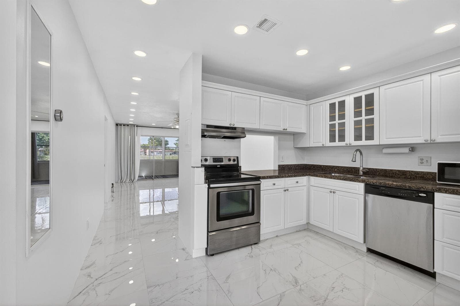 105 Lake Irene Drive, West Palm Beach, FL 33411 photo 3
