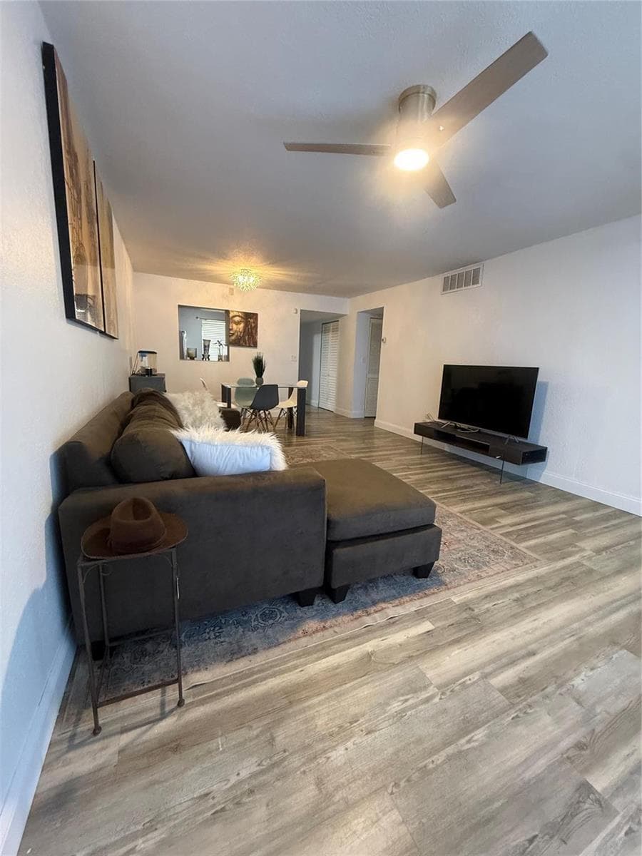 6190 Woodlands Boulevard # 107, Tamarac, FL 33319 photo 4