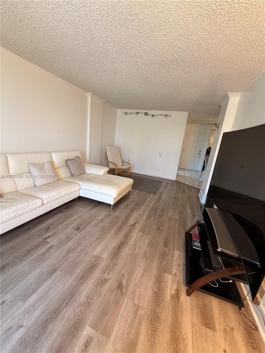 16851 NE 23RD AVE # B304, North Miami Beach, FL 33160 photo 3