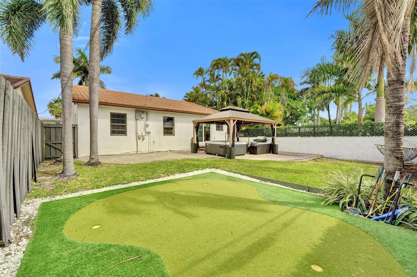 210 SE Park Street, Dania Beach, FL 33004 photo 3