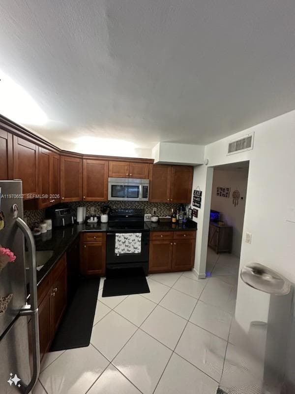 327 Lakeview Dr # 103, Weston, FL 33326 photo 4