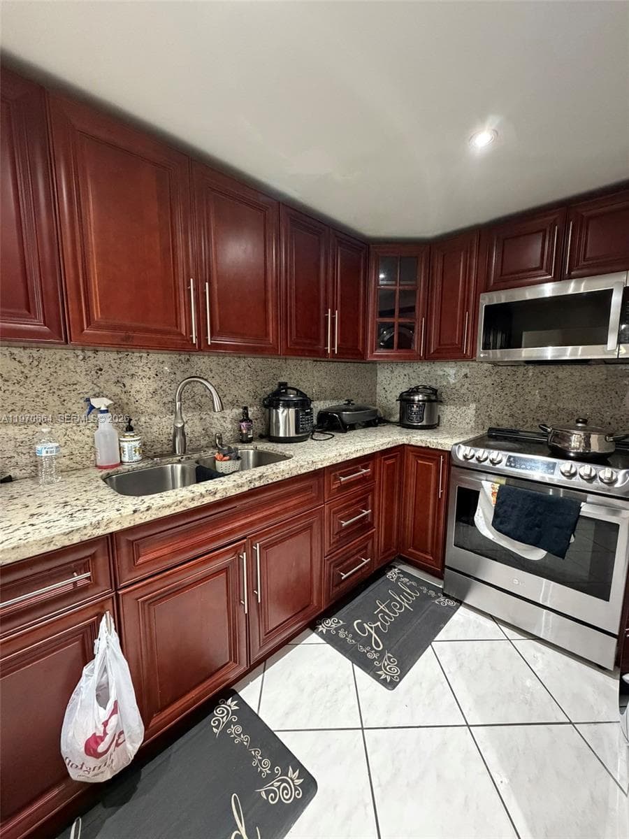 10090 NW 80th Ct # 1206, Hialeah Gardens, FL 33016 photo 4