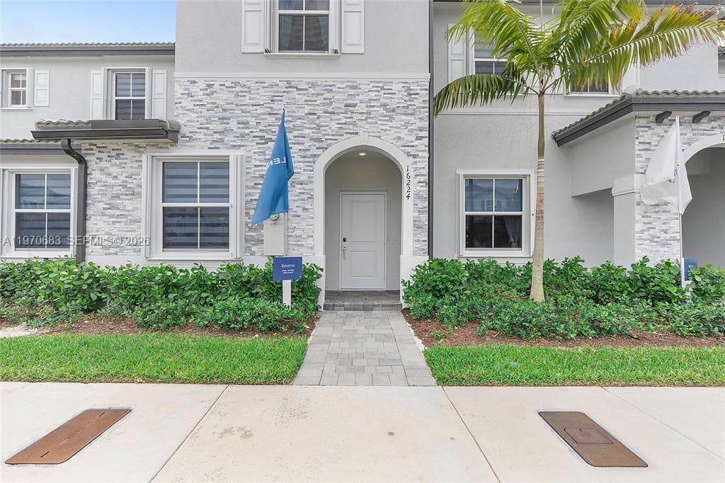 16224 SW 291st St, Homestead, FL 33033 photo 2
