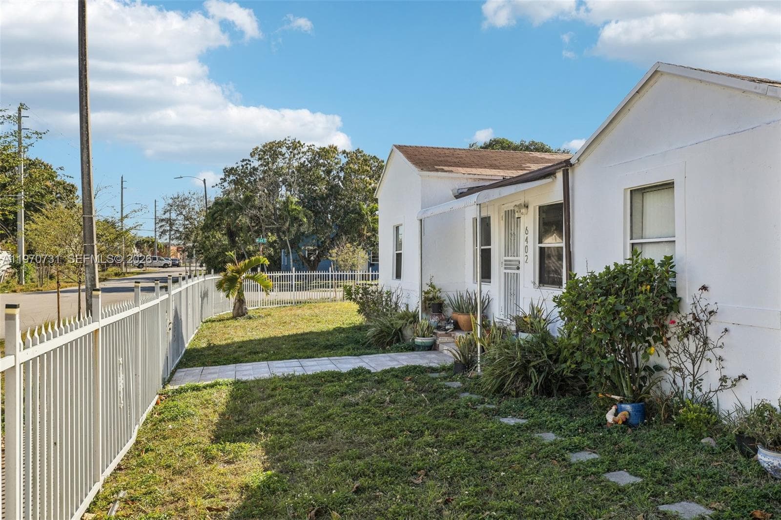 6402 NW 8th Ave, Miami, FL 33150 photo 4