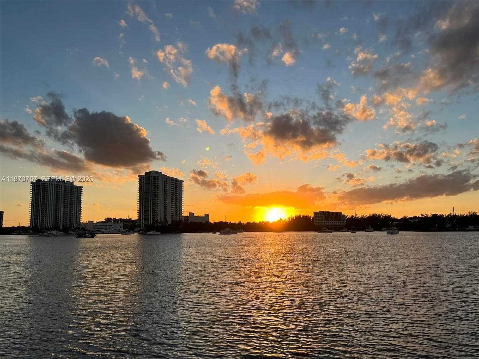 2910 Point East Dr # M511, Aventura, FL 33160