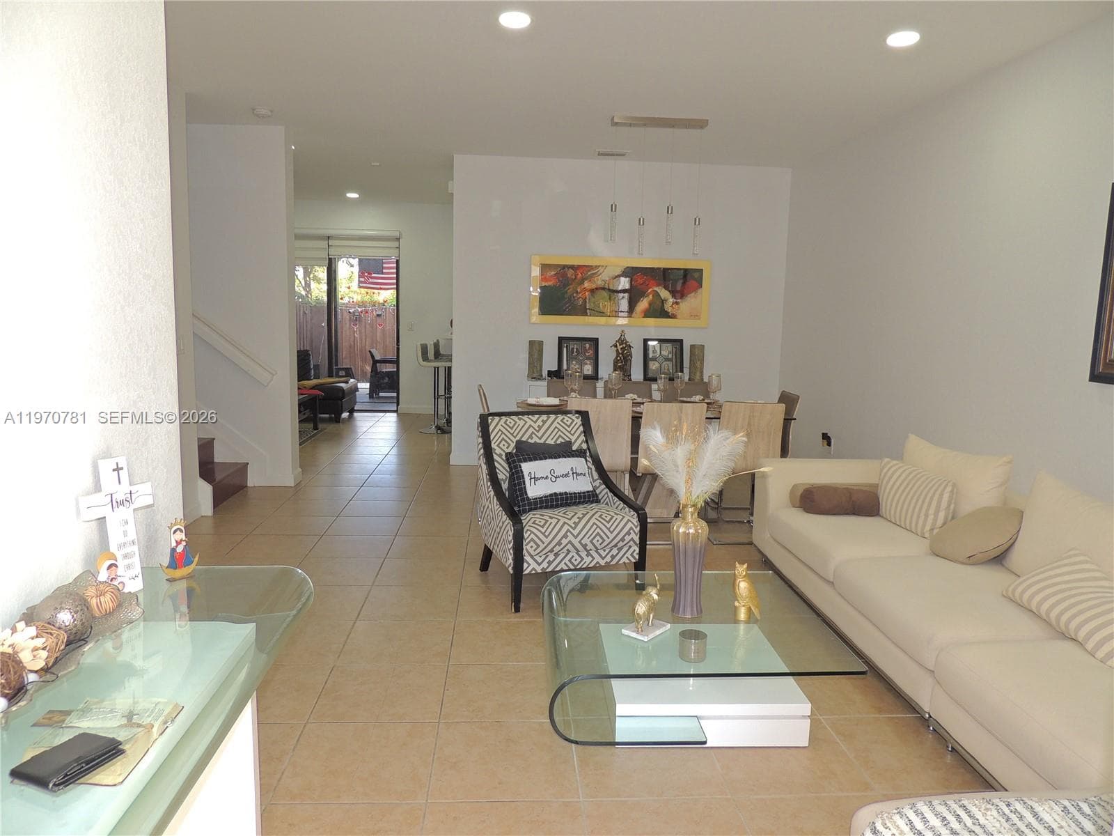 11301 NW 88th Ter, Doral, FL 33178 photo 2