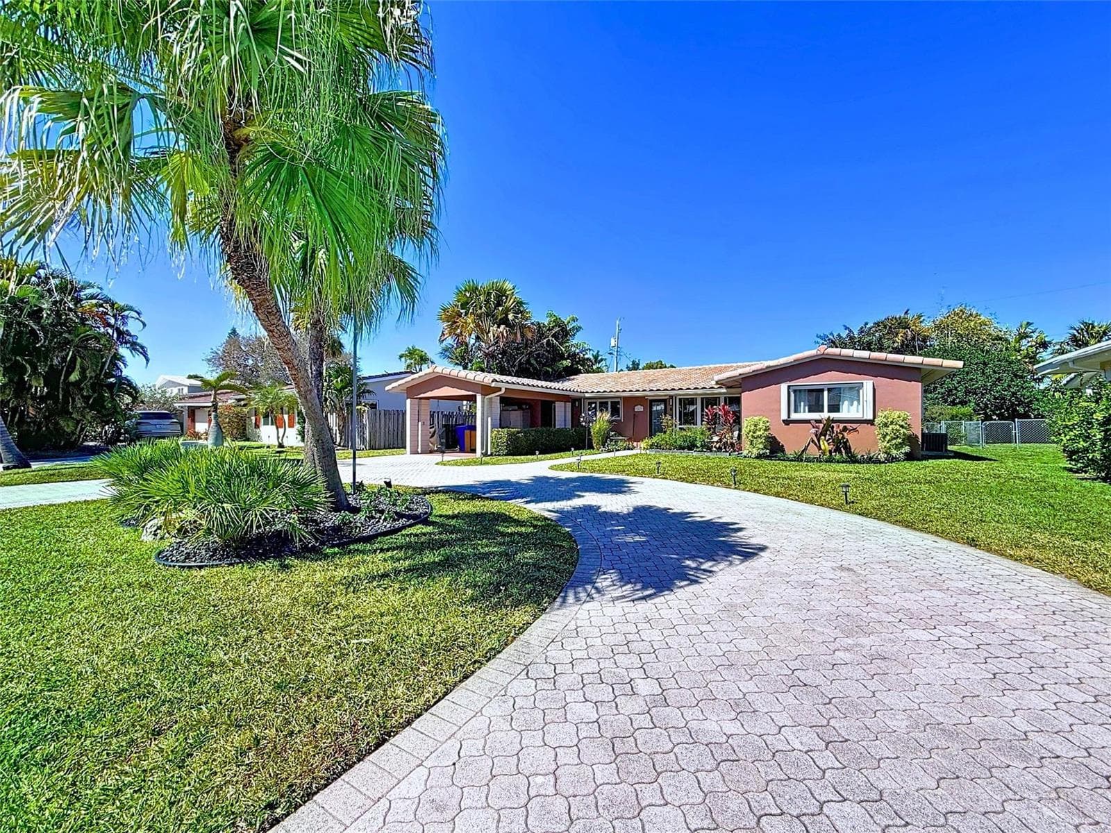 241 Corsair Avenue, Lauderdale By The Sea, FL 33308 photo 3