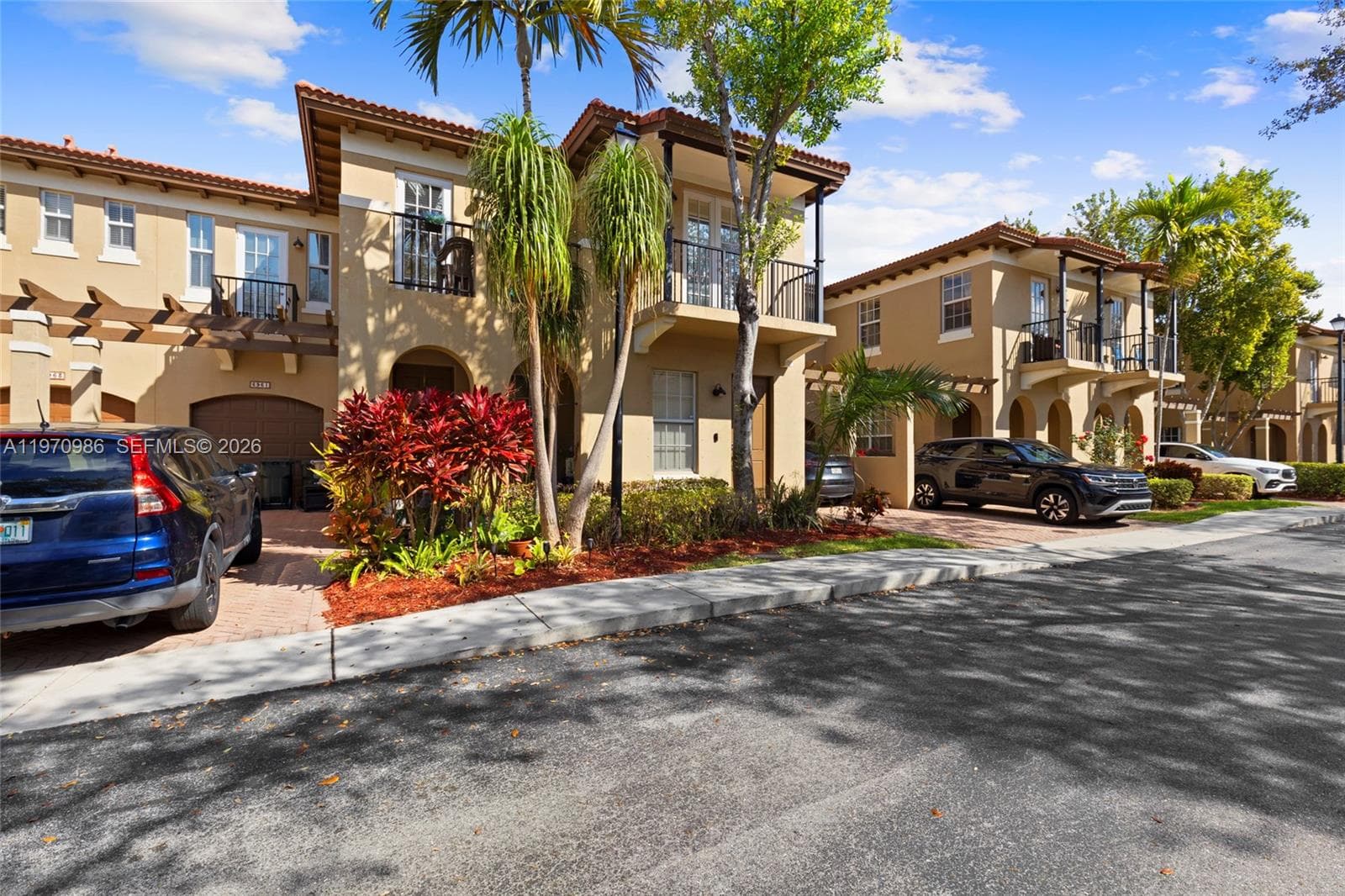 6959 Julia Gardens Dr, Coconut Creek, FL 33073 photo 4