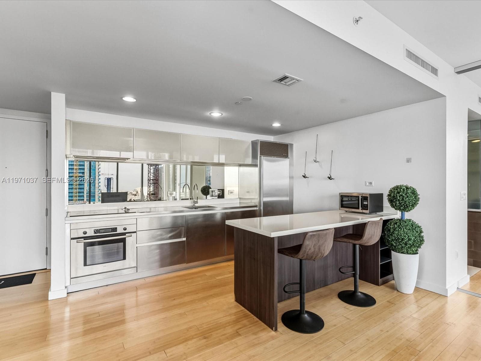 1040 Biscayne Blvd # 1107, Miami, FL 33132 photo 5
