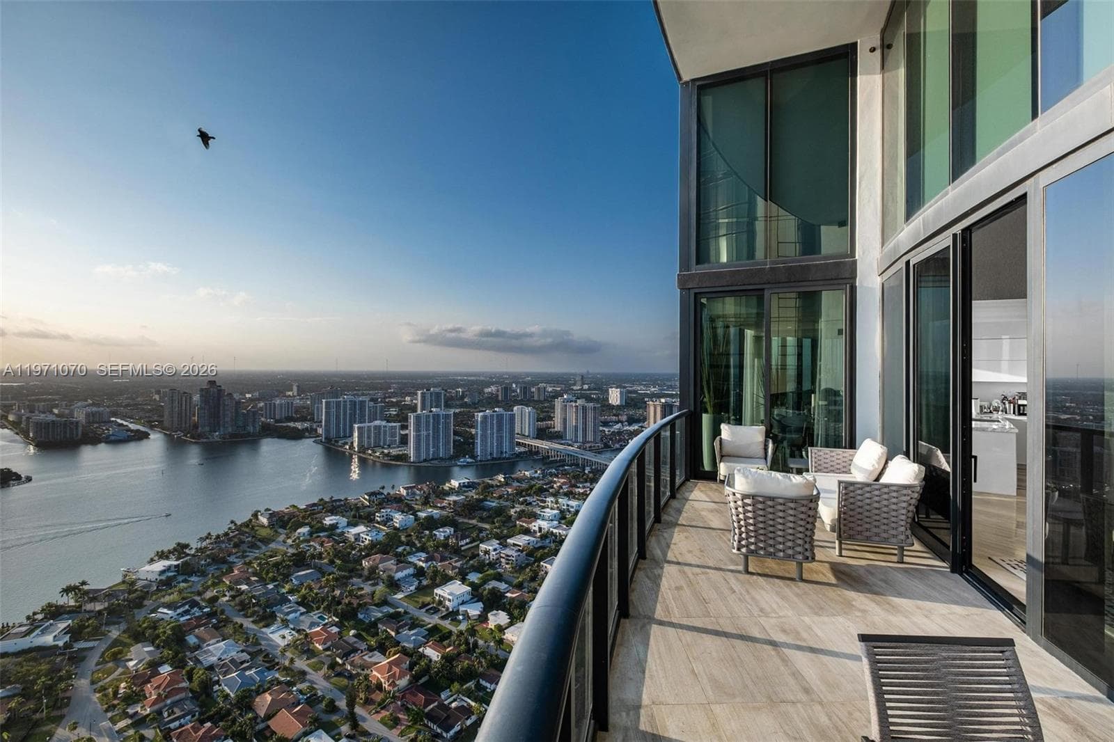 18555 Collins Ave # 5003, Sunny Isles Beach, FL 33160 photo 5