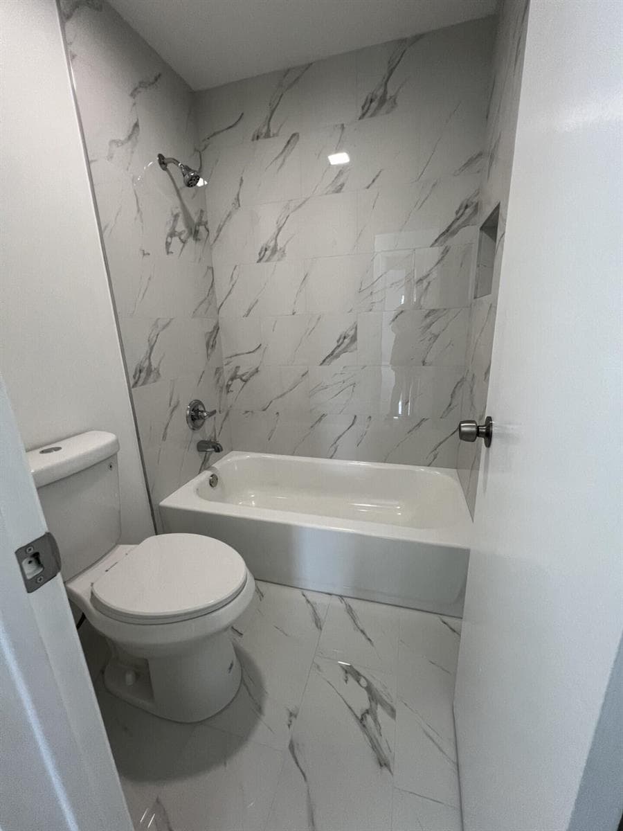 4129 NW 88th Avenue # 202, Coral Springs, FL 33065 photo 4
