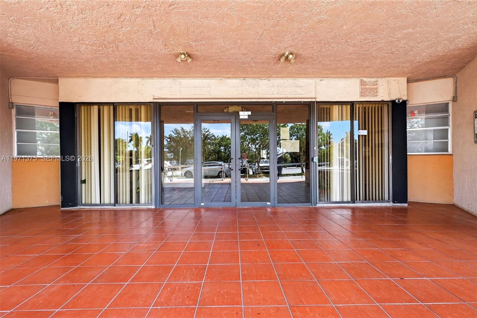 9678 Fontainebleau Blvd # 411, Miami, FL 33172 photo 3