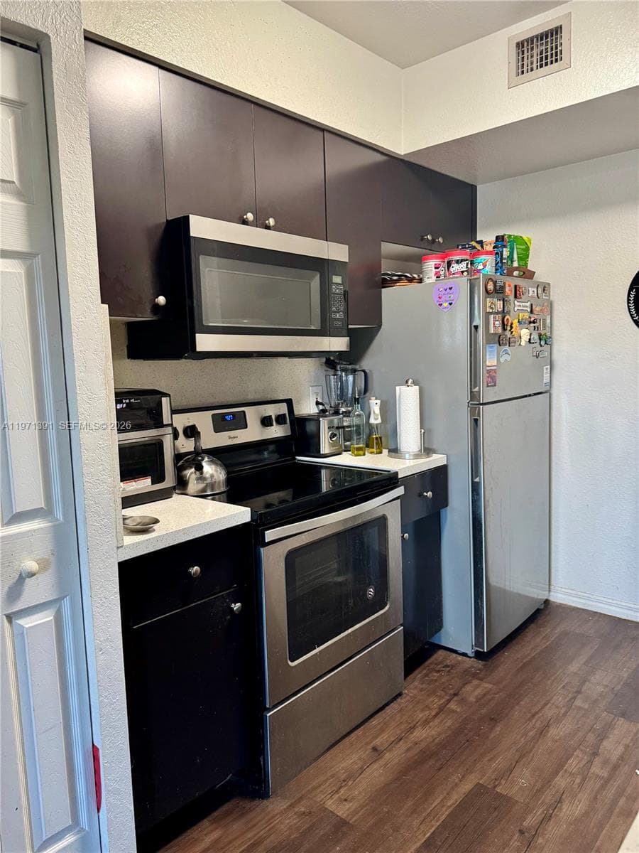 2517 Centergate Dr # 203, Miramar, FL 33025 photo 5