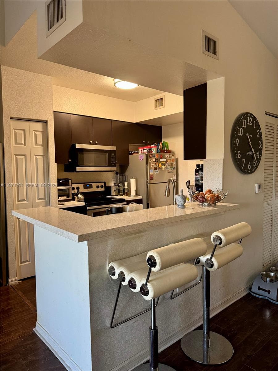 2517 Centergate Dr # 203, Miramar, FL 33025 photo 4