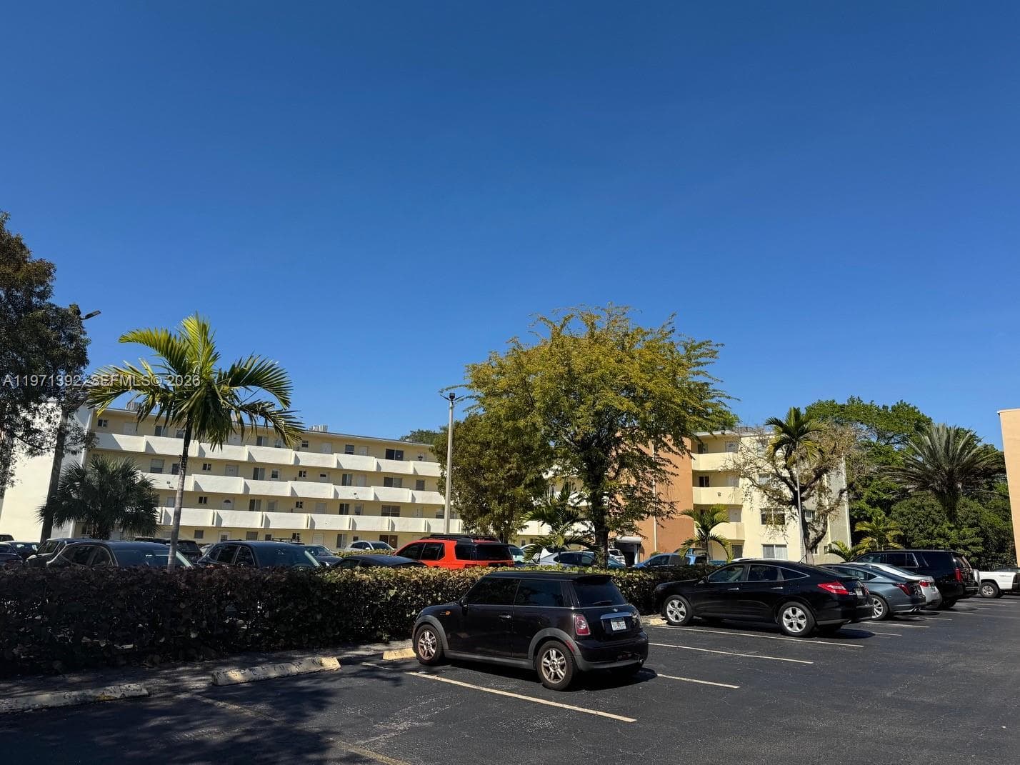 1301 NE 191st St # F405, Miami, FL 33179 photo 3