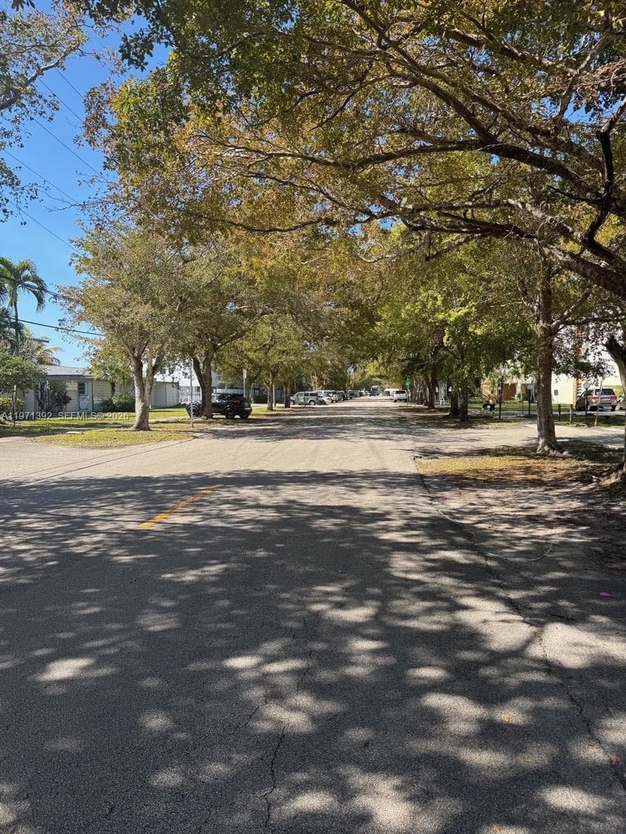 1301 NE 191st St # F405, Miami, FL 33179 photo 4