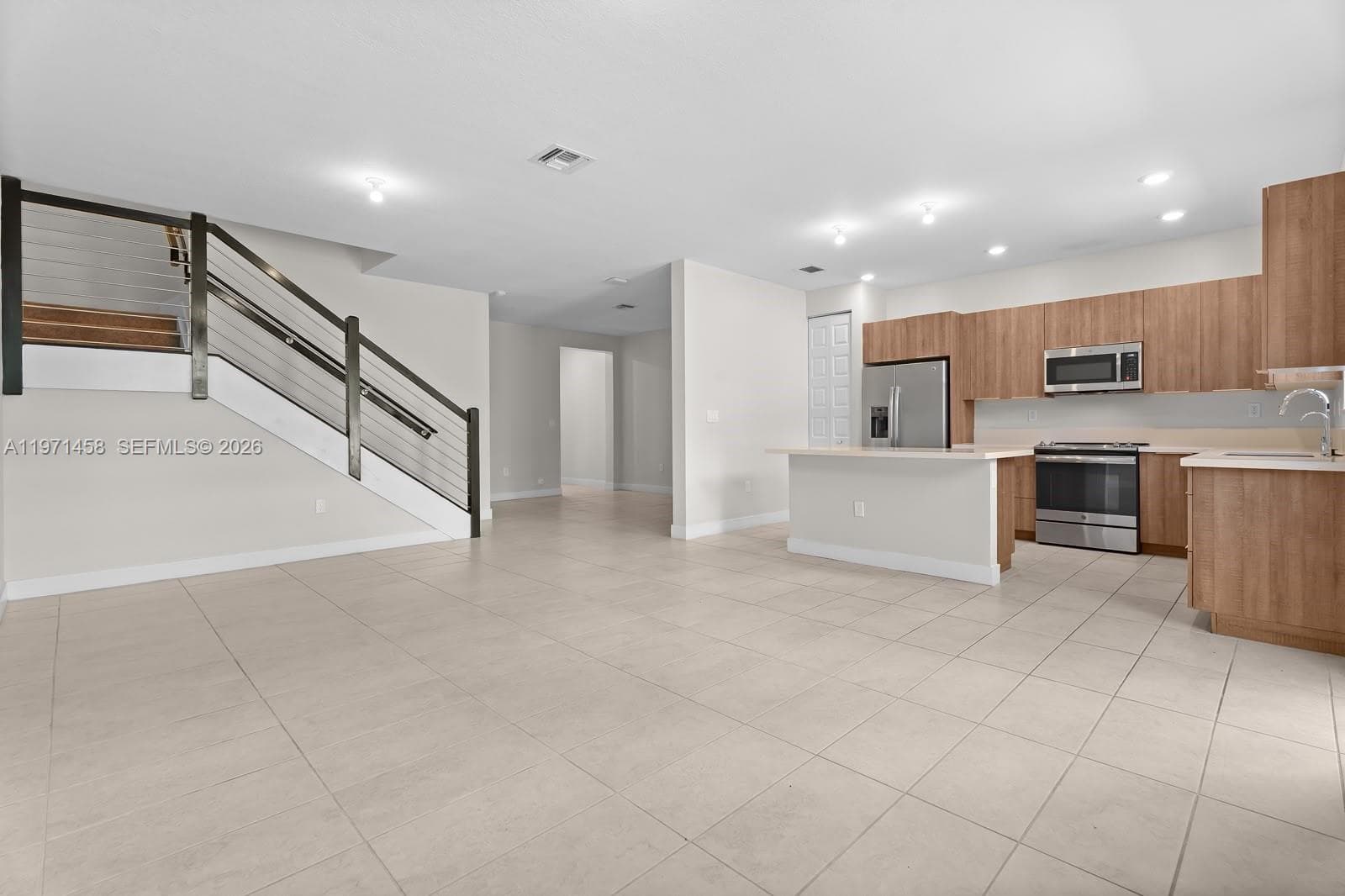 8058 NW 105th Ct, Doral, FL 33178 photo 4