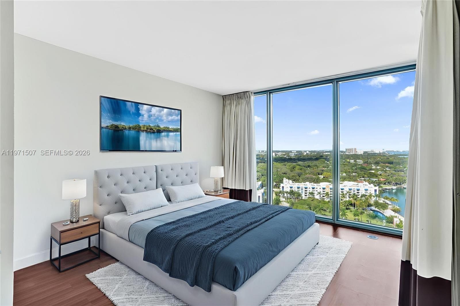 601 NE 36th St # 1908, Miami, FL 33137 photo 2