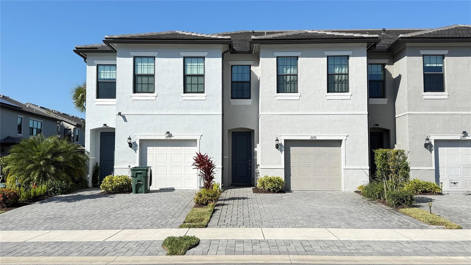 2293 S Appleton Circle, Oakland Park, FL 33309 photo 2