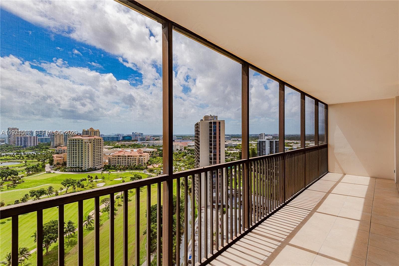 20379 W Country Club Dr # 2336, Aventura, FL 33180 photo 2