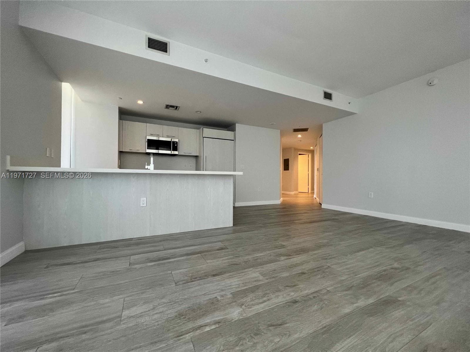45 SW 9th St # 3703, Miami, FL 33130 photo 5
