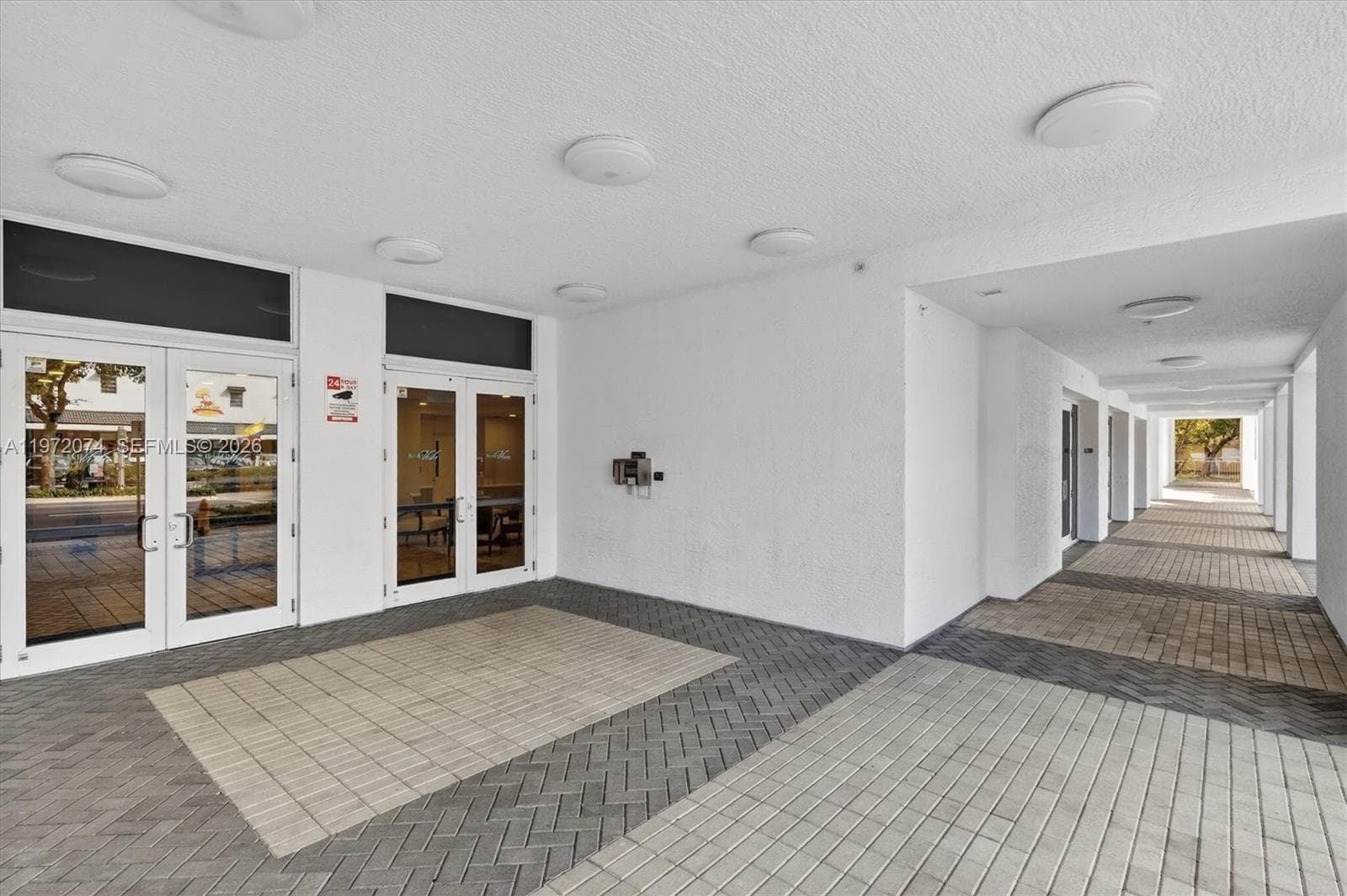 900 SW 8th St # 505, Miami, FL 33130 photo 5