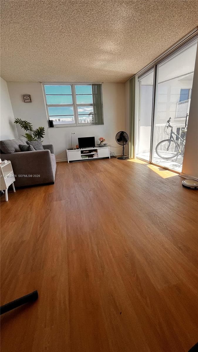 1990 Marseille Dr # 407, Miami Beach, FL 33141 photo 4