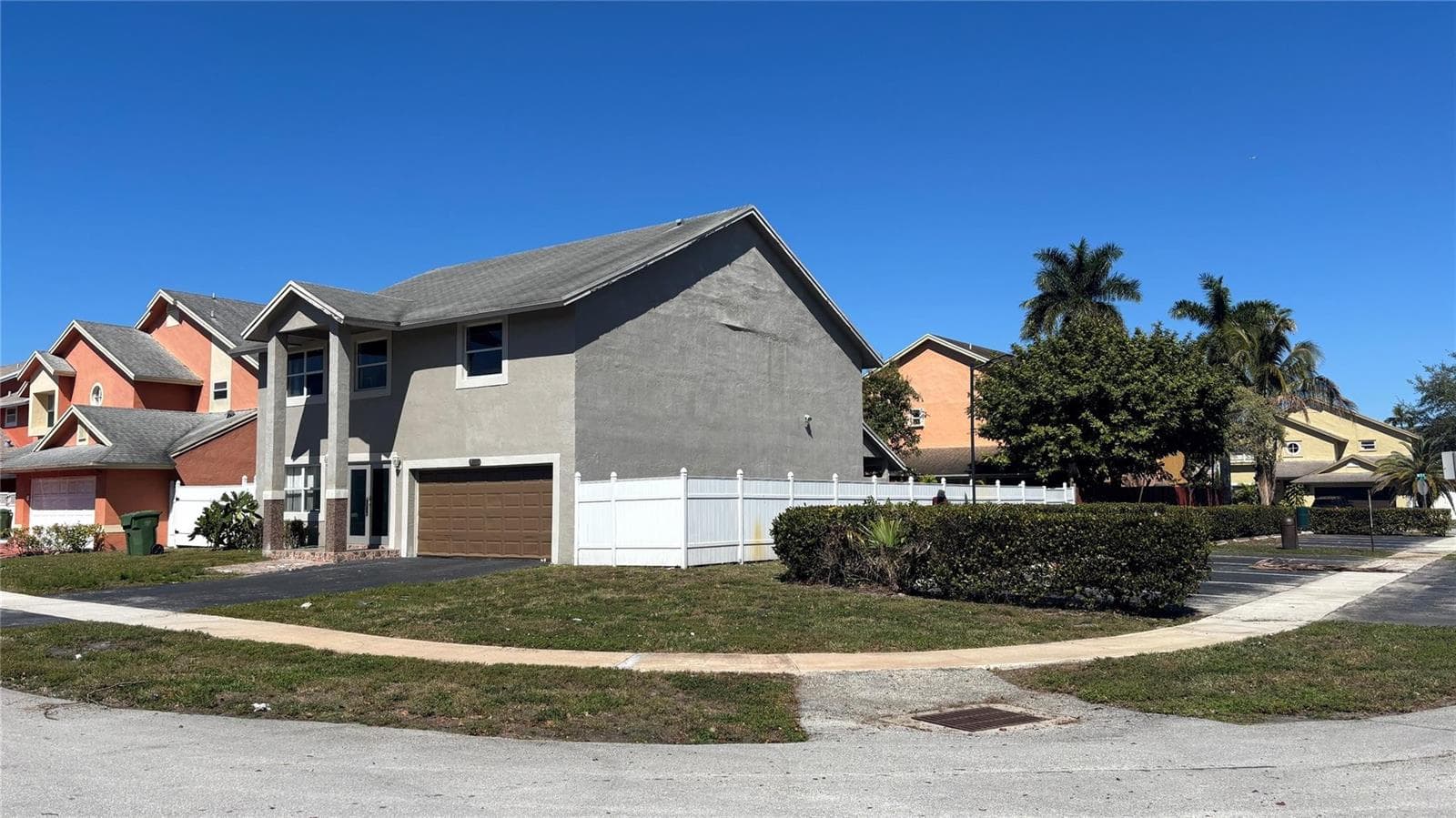 9711 SW 13th Street, Pembroke Pines, FL 33025 photo 2
