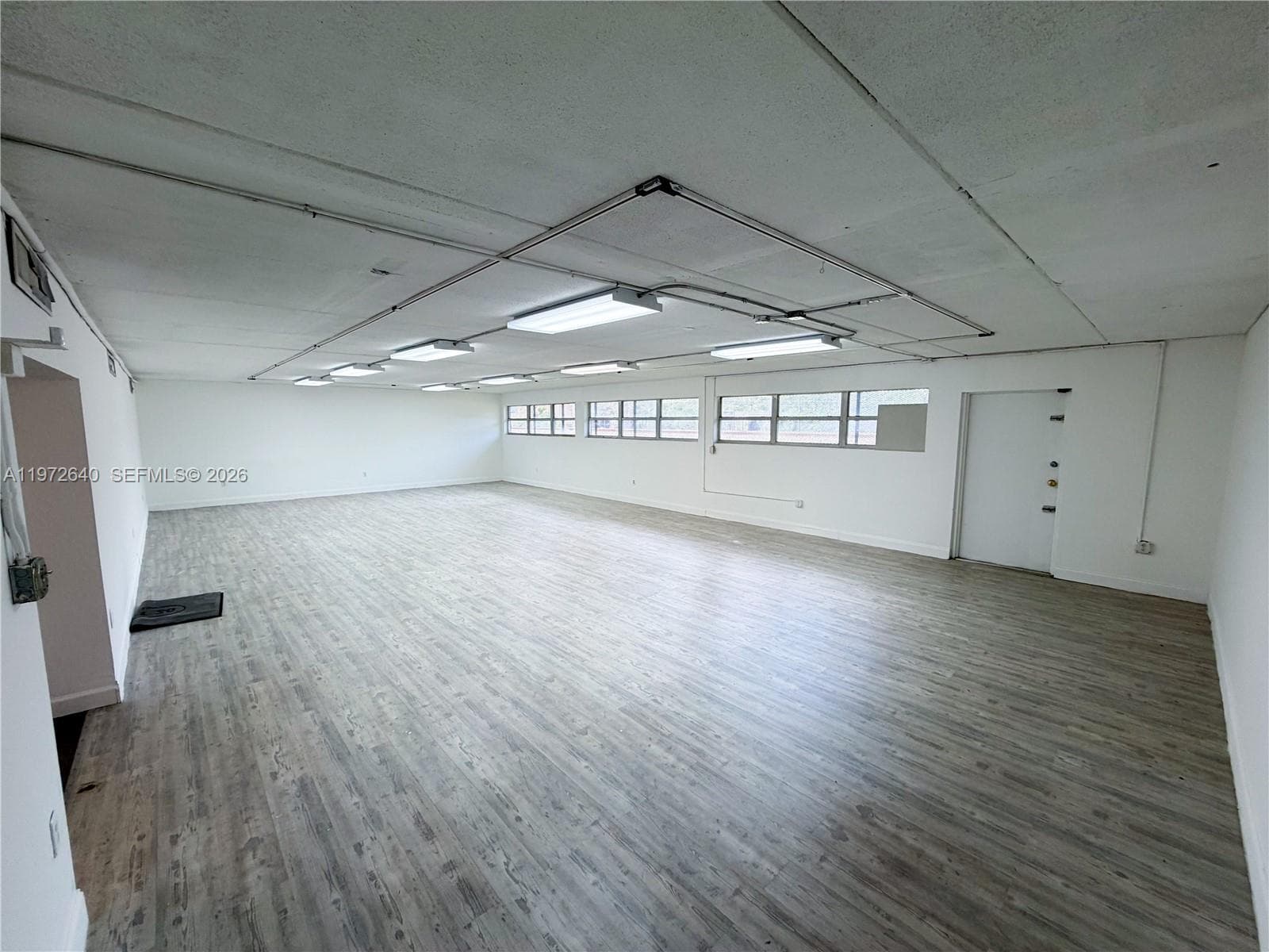 18500 NE 5th Ave, Miami, FL 33179 photo 4