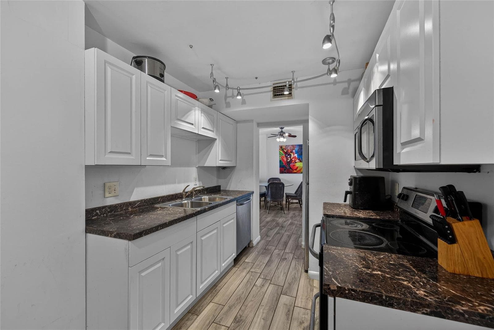 4400 Hillcrest Drive # 704, Hollywood, FL 33021 photo 3